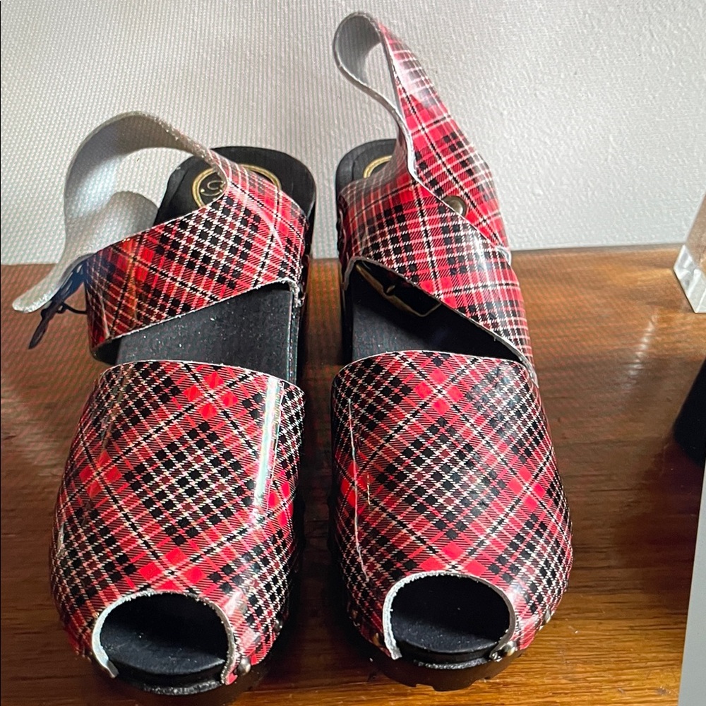 No 6  Red Plaid clog sandles, worn once.
